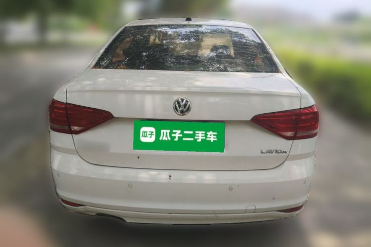 Used Volkswagen Lavida 2015 1.6L Automatic Fashion Edition Rear