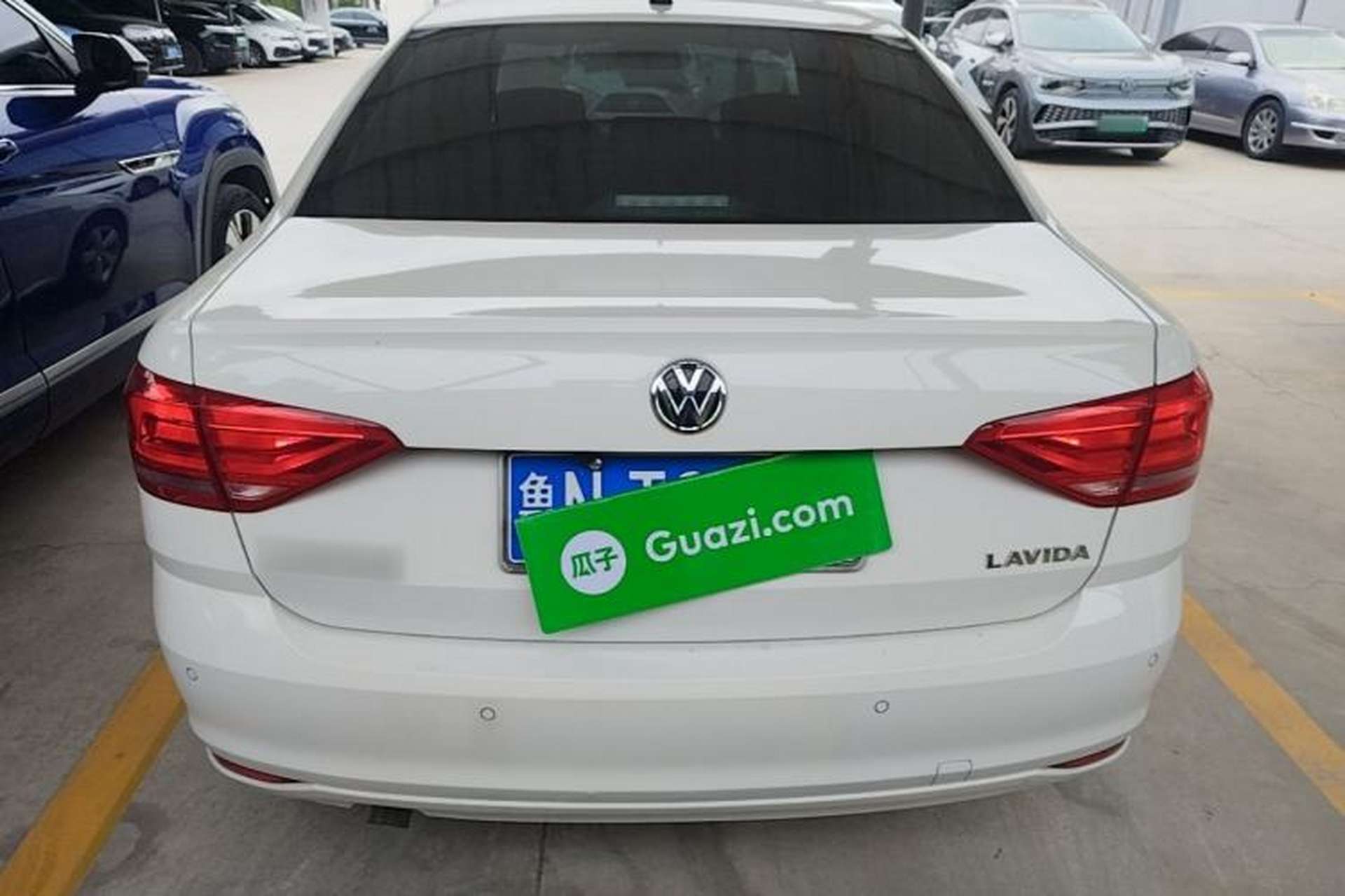 Used Volkswagen Lavida 2015 1.6L Manual Fashion Edition Rear