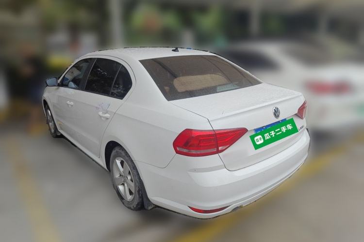 Used Volkswagen Lavida 2015 1.6L Automatic Fashion Edition Rear Left 45 Deg