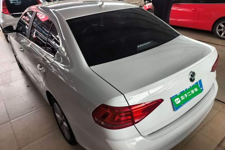 Used Volkswagen Lavida 2015 1.6L Automatic Comfort Edition Rear Left 45 Deg