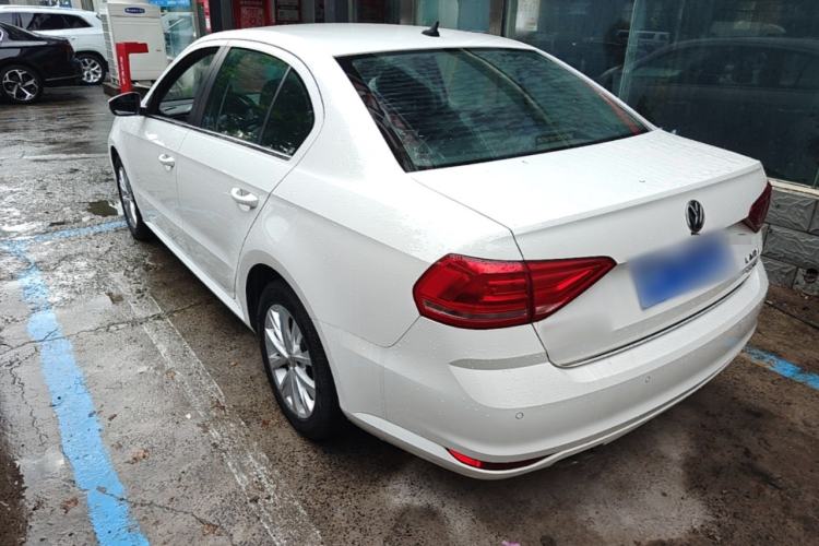 Used Volkswagen Lavida 2015 230TSI DSG Comfort Edition Rear Left 45 Deg