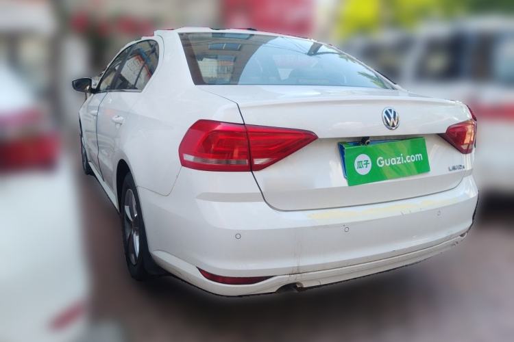 Used Volkswagen Lavida 2015 1.6L Automatic Fashion Edition Rear Left 45 Deg