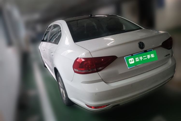 Used Volkswagen Lavida 2015 1.6L Automatic Fashion Edition Rear Left 45 Deg