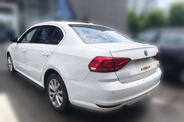 Used Volkswagen Lavida 2015 1.6L Manual Comfort Edition Rear Left 45 Deg