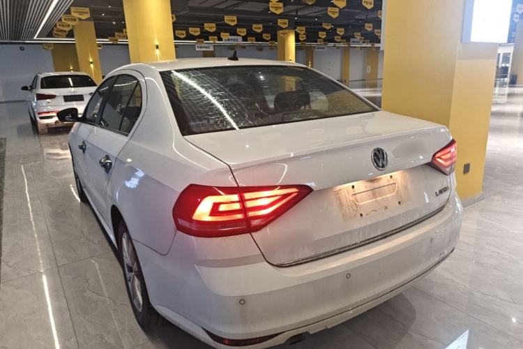 Used Volkswagen Lavida 2015 1.6L Manual Comfort Edition Rear Left 45 Deg