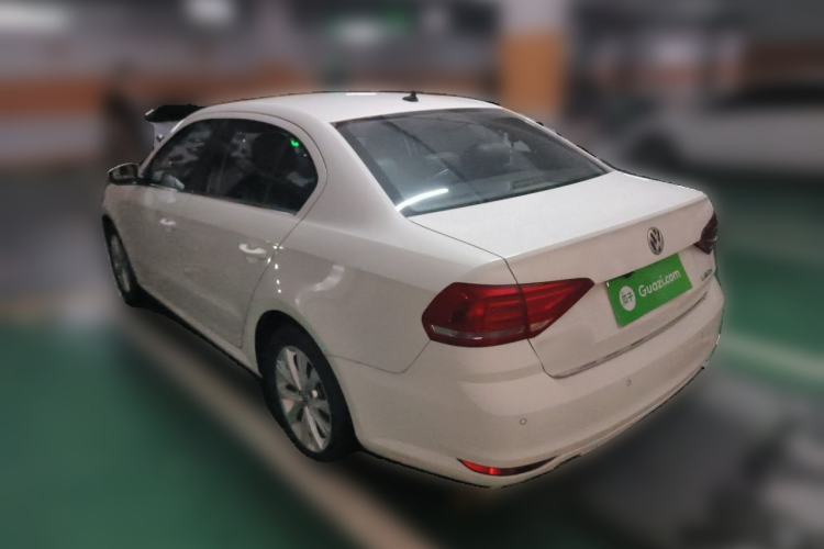 Used Volkswagen Lavida 2015 1.6L Manual Comfort Edition Rear Left 45 Deg