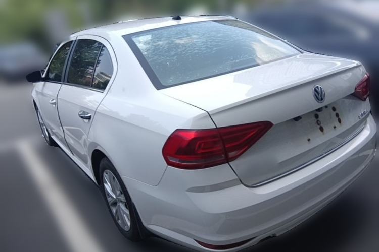 Used Volkswagen Lavida 2015 1.6L Manual Comfort Edition Rear Left 45 Deg