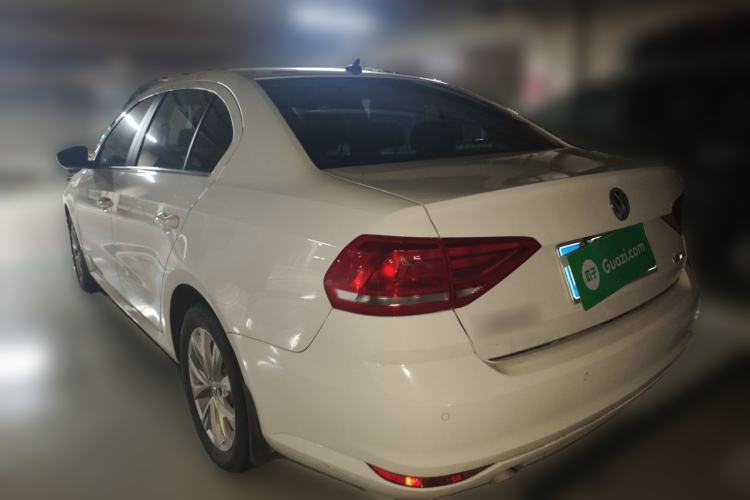 Used Volkswagen Lavida 2015 1.6L Manual Comfort Edition Rear Left 45 Deg