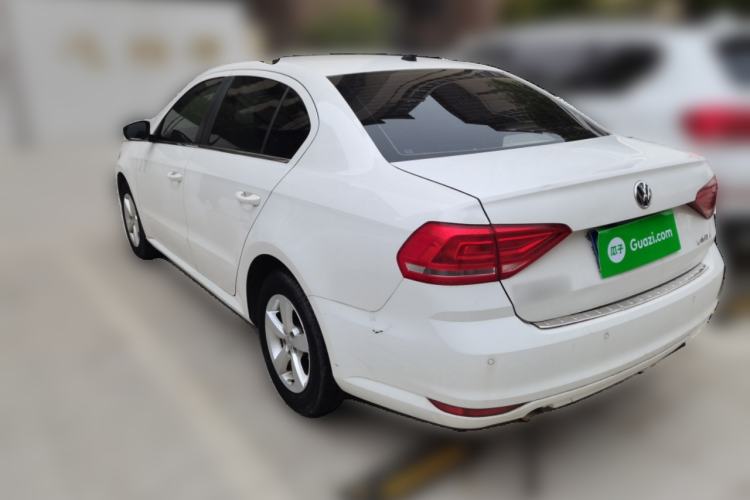 Used Volkswagen Lavida 2015 1.6L Manual Fashion Edition Rear Left 45 Deg