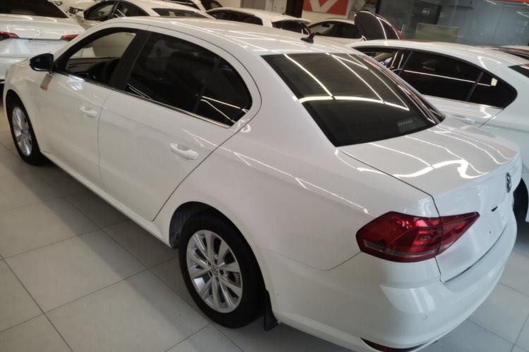 Used Volkswagen Lavida 2015 1.6L Automatic Comfort Edition Rear Left 45 Deg