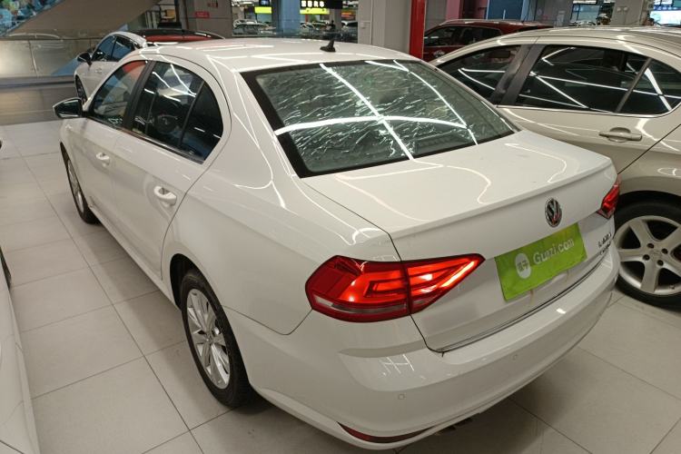 Used Volkswagen Lavida 2015 230TSI DSG Comfort Edition Rear Left 45 Deg