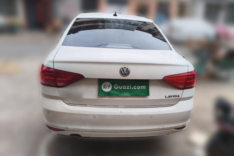 Used Volkswagen Lavida 2015 1.6L Manual Comfort Edition Rear