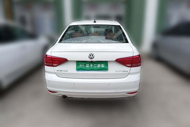 Used Volkswagen Lavida 2015 1.6L Automatic Fashion Edition Rear