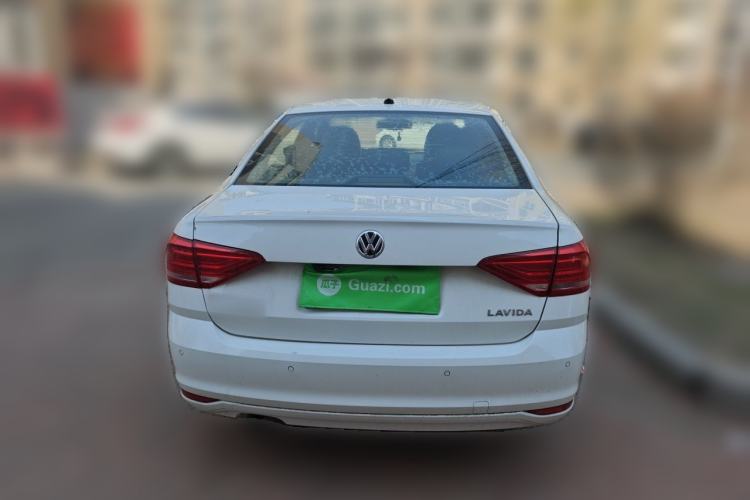 Used Volkswagen Lavida 2015 1.6L Manual Fashion Edition Rear