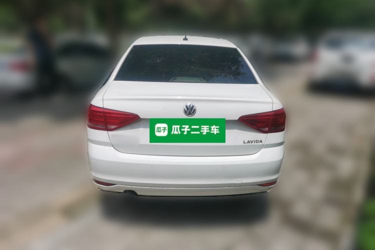 Used Volkswagen Lavida 2015 1.6L Manual Fashion Edition Rear