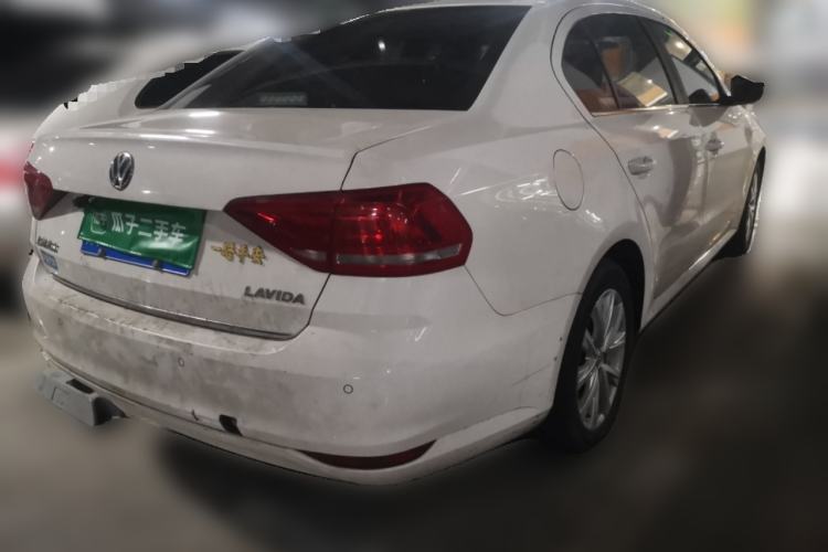 Used Volkswagen Lavida 2015 1.6L Automatic Comfort Edition Rear Right 45 Deg