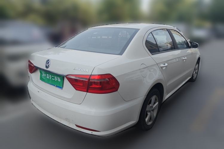 Used Volkswagen Lavida 2015 1.6L Automatic Fashion Edition Rear Right 45 Deg