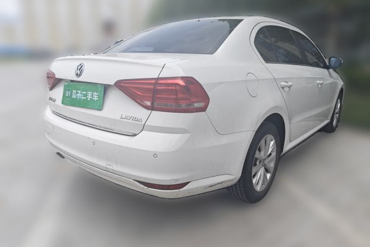 Used Volkswagen Lavida 2015 1.6L Automatic Comfort Edition Rear Right 45 Deg