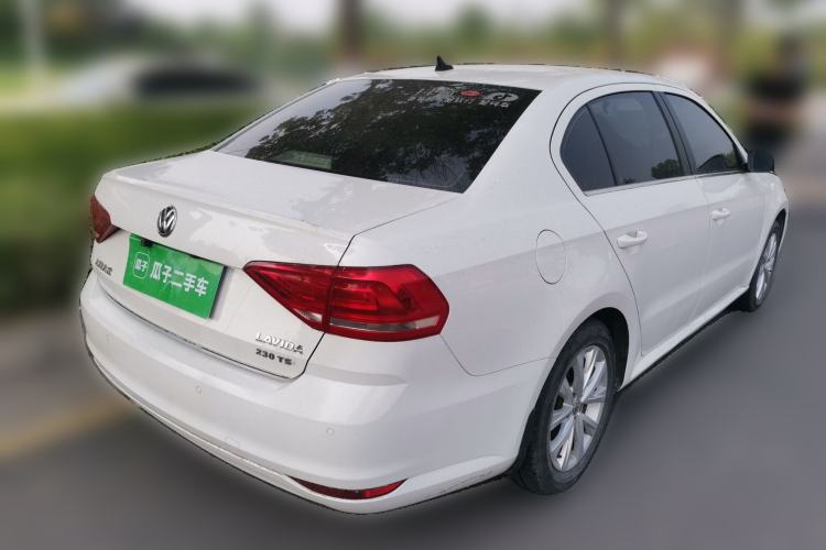 Used Volkswagen Lavida 2015 1.6L Manual Comfort Edition Rear Right 45 Deg