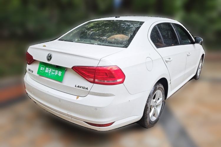 Used Volkswagen Lavida 2015 1.6L Manual Fashion Edition Rear Right 45 Deg