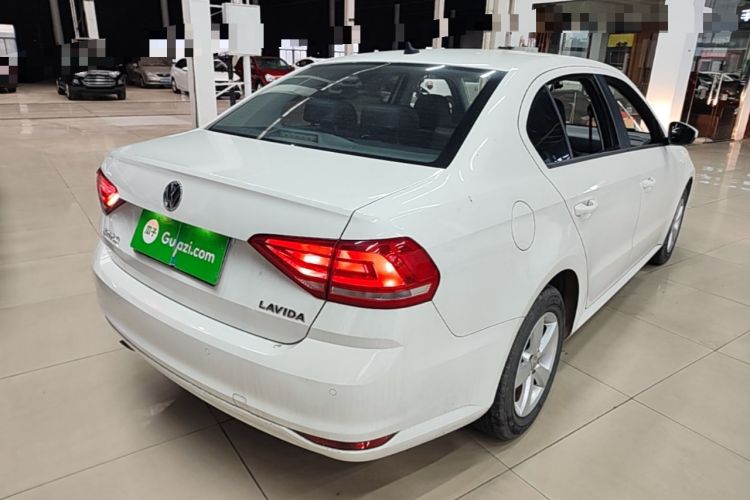 Used Volkswagen Lavida 2015 1.6L Manual Fashion Edition Rear Right 45 Deg