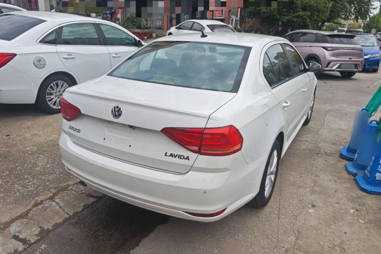 Used Volkswagen Lavida 2015 1.6L Automatic Comfort Edition Rear Right 45 Deg