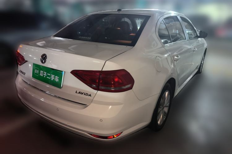 Used Volkswagen Lavida 2015 1.6L Automatic Comfort Edition Rear Right 45 Deg