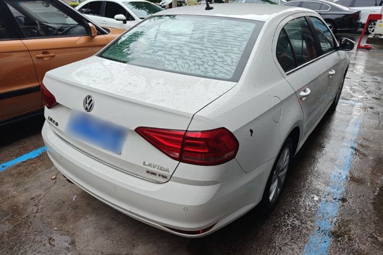 Used Volkswagen Lavida 2015 230TSI DSG Comfort Edition Rear Right 45 Deg