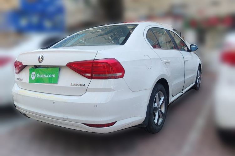 Used Volkswagen Lavida 2015 1.6L Automatic Fashion Edition Rear Right 45 Deg
