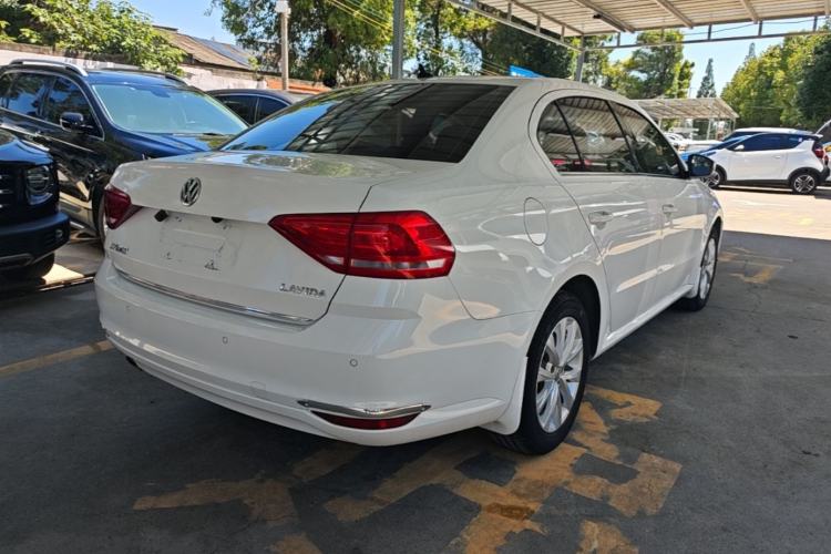 Used Volkswagen Lavida 2015 1.6L Automatic Comfort Edition Rear Right 45 Deg