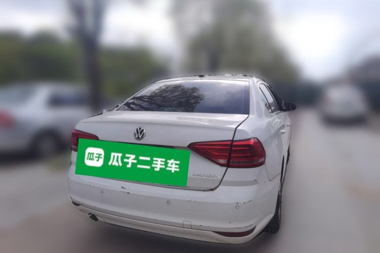 Used Volkswagen Lavida 2015 1.6L Automatic Comfort Edition Rear Right 45 Deg