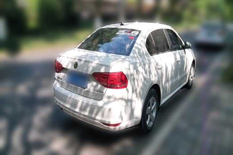 Used Volkswagen Lavida 2015 1.6L Manual Fashion Edition Rear Right 45 Deg