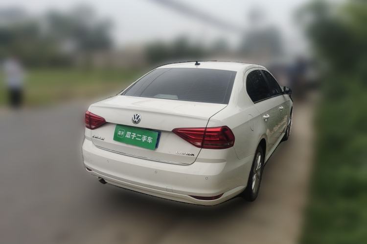 Used Volkswagen Lavida 2015 1.6L Manual Comfort Edition Rear Right 45 Deg