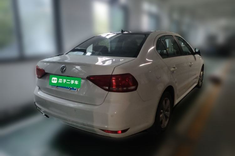 Used Volkswagen Lavida 2015 1.6L Automatic Fashion Edition Rear Right 45 Deg