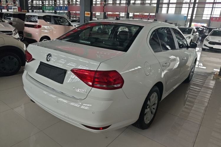 Used Volkswagen Lavida 2015 1.6L Automatic Comfort Edition Rear Right 45 Deg