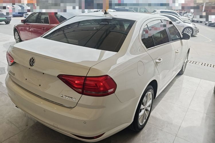 Used Volkswagen Lavida 2015 1.6L Automatic Comfort Edition Rear Right 45 Deg