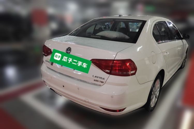 Used Volkswagen Lavida 2015 230TSI DSG Comfort Edition Rear Right 45 Deg