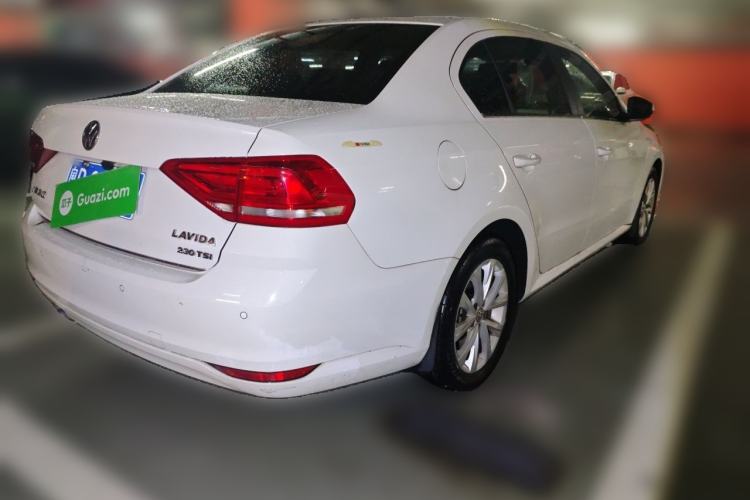 Used Volkswagen Lavida 2015 230TSI DSG Comfort Edition Rear Right 45 Deg