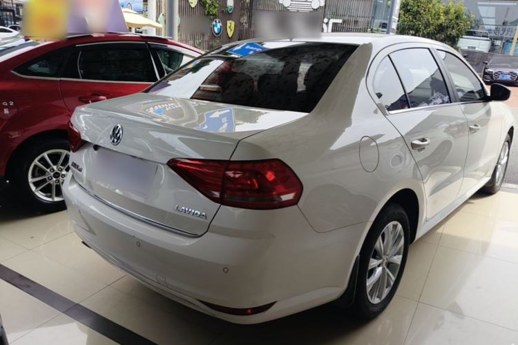 Used Volkswagen Lavida 2015 1.6L Automatic Comfort Edition Rear Right 45 Deg