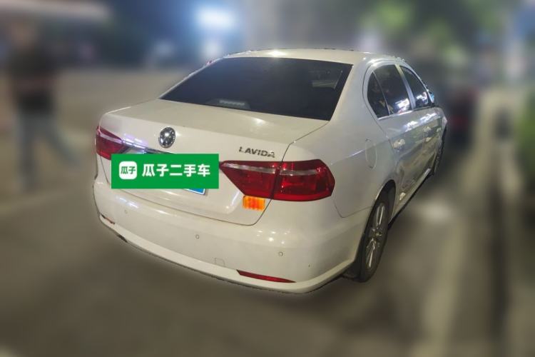 Used Volkswagen Lavida 2015 1.6L Automatic Comfort Edition Rear Right 45 Deg