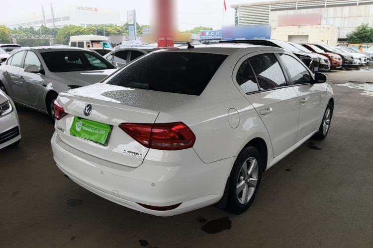 Used Volkswagen Lavida 2015 1.6L Manual Fashion Edition Rear Right 45 Deg