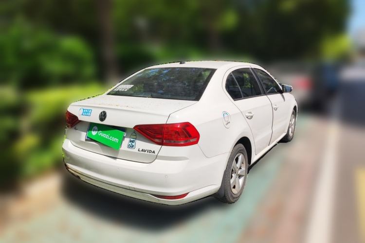 Used Volkswagen Lavida 2015 1.6L Automatic Fashion Edition Rear Right 45 Deg