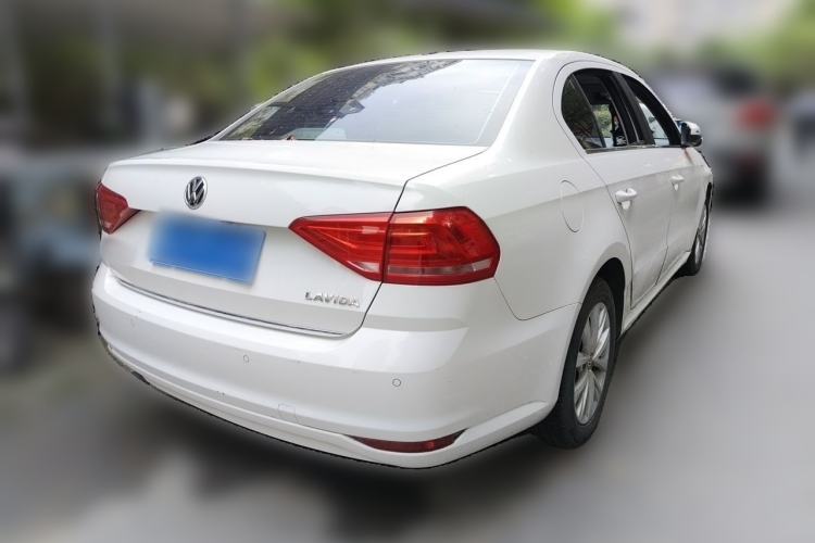 Used Volkswagen Lavida 2015 1.6L Automatic Comfort Edition Rear Right 45 Deg