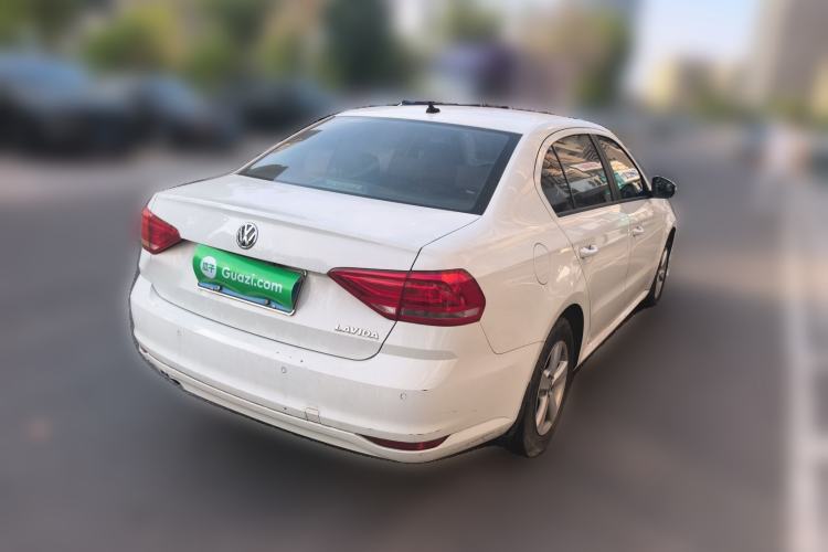 Used Volkswagen Lavida 2015 1.6L Automatic Fashion Edition Rear Right 45 Deg