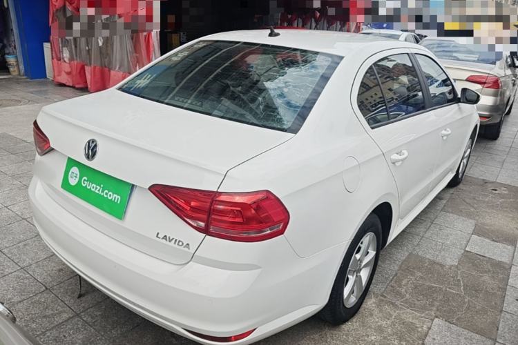 Used Volkswagen Lavida 2015 1.6L Automatic Fashion Edition Rear Right 45 Deg