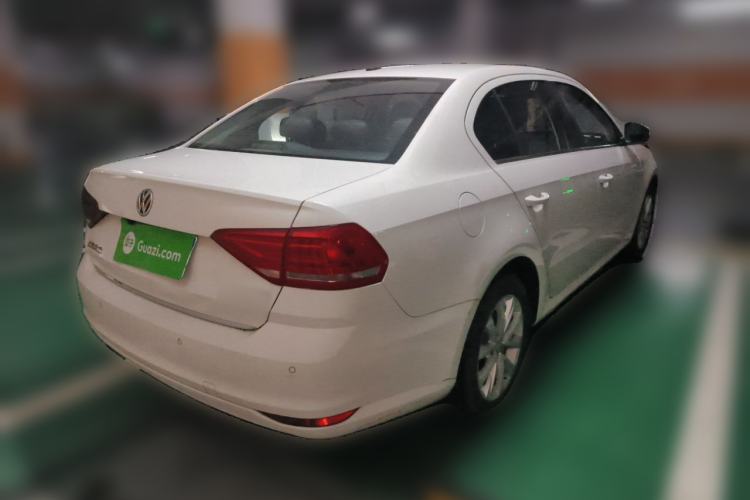 Used Volkswagen Lavida 2015 1.6L Manual Comfort Edition Rear Right 45 Deg