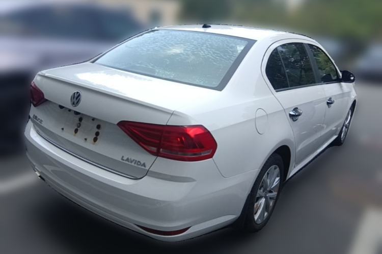 Used Volkswagen Lavida 2015 1.6L Manual Comfort Edition Rear Right 45 Deg