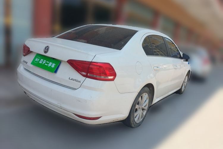Used Volkswagen Lavida 2015 1.6L Automatic Comfort Edition Rear Right 45 Deg
