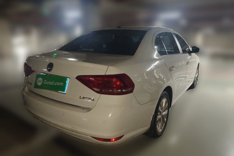 Used Volkswagen Lavida 2015 1.6L Manual Comfort Edition Rear Right 45 Deg