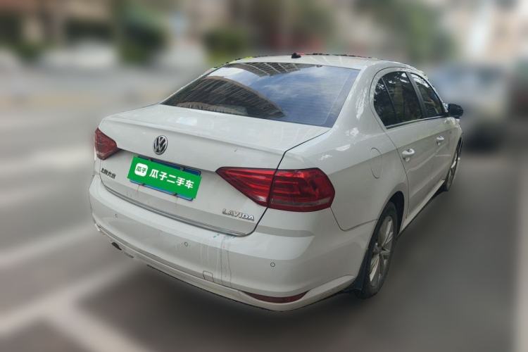 Used Volkswagen Lavida 2015 1.6L Manual Comfort Edition Rear Right 45 Deg